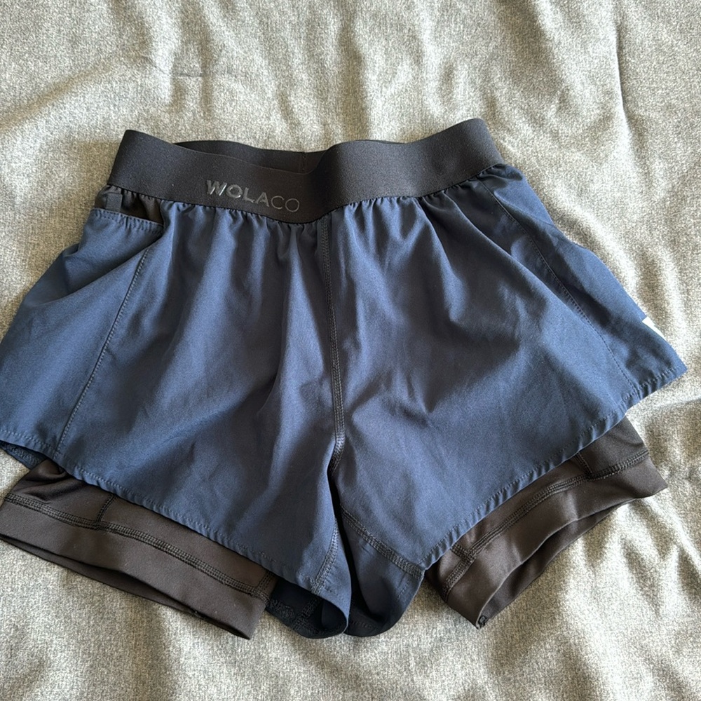 Wolaco Grand 2-in-1 running shorts